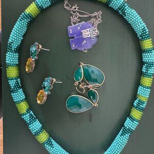 Purple jade elephant, onyx earrings, African necklace